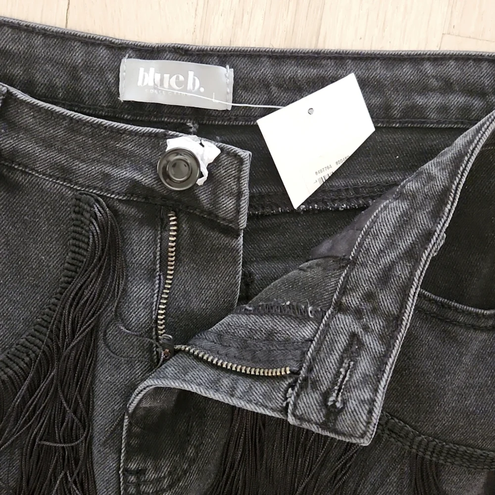Buckle tapered fit